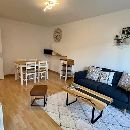 Sully Ii - Of 33 Sqm With Parking 400m From * Annecy