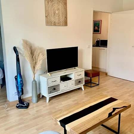 Sully Ii - Of 33 Sqm With Parking 400m From Apartment